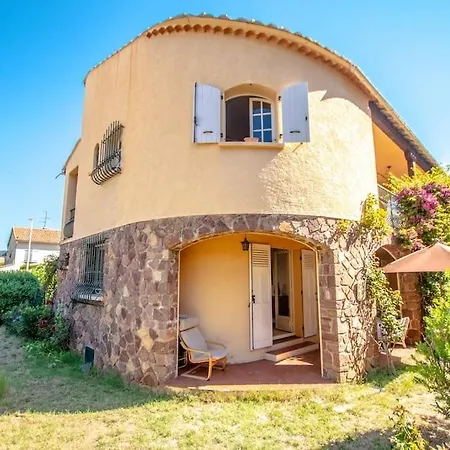 Superbe Appartement, Plein Centre Avec Jardin Apartment Sainte-Maxime