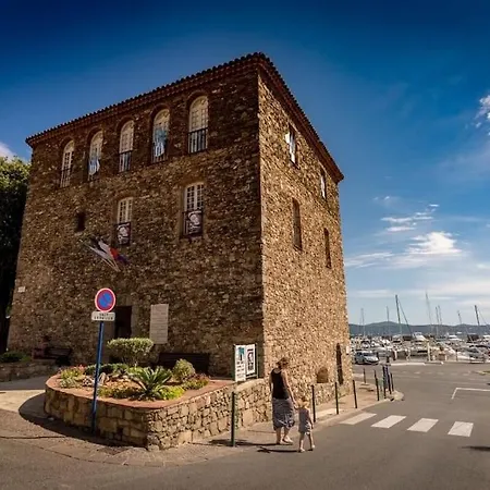Superbe Appartement, Plein Centre Avec Jardin Apartment Sainte-Maxime