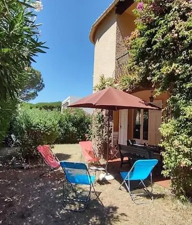 Superbe Appartement, Plein Centre Avec Jardin * سانت ماكسيم